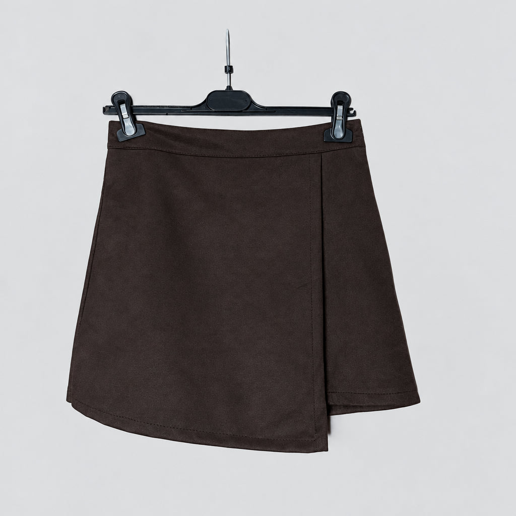 Shorts Effetto Gonna in Suede "Chic & Comfy" ✨